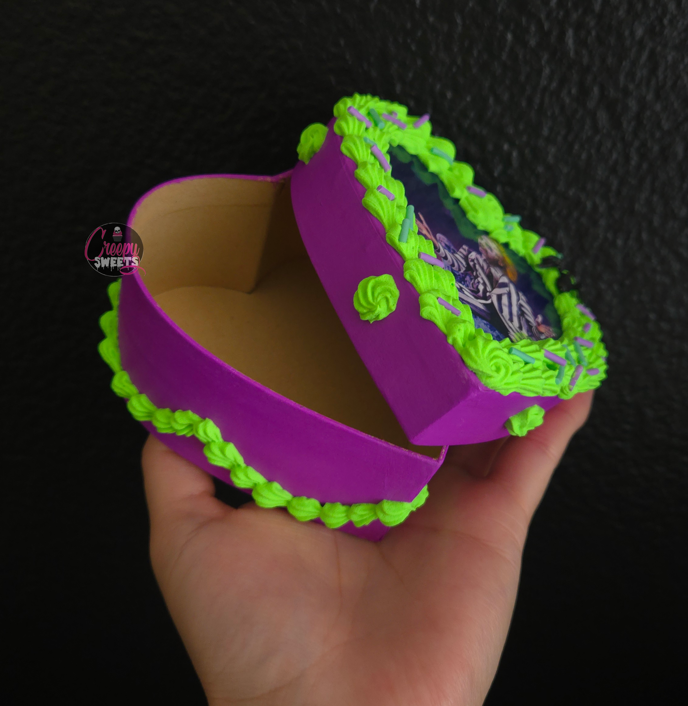 Fake Cake Box - Beetlejuice