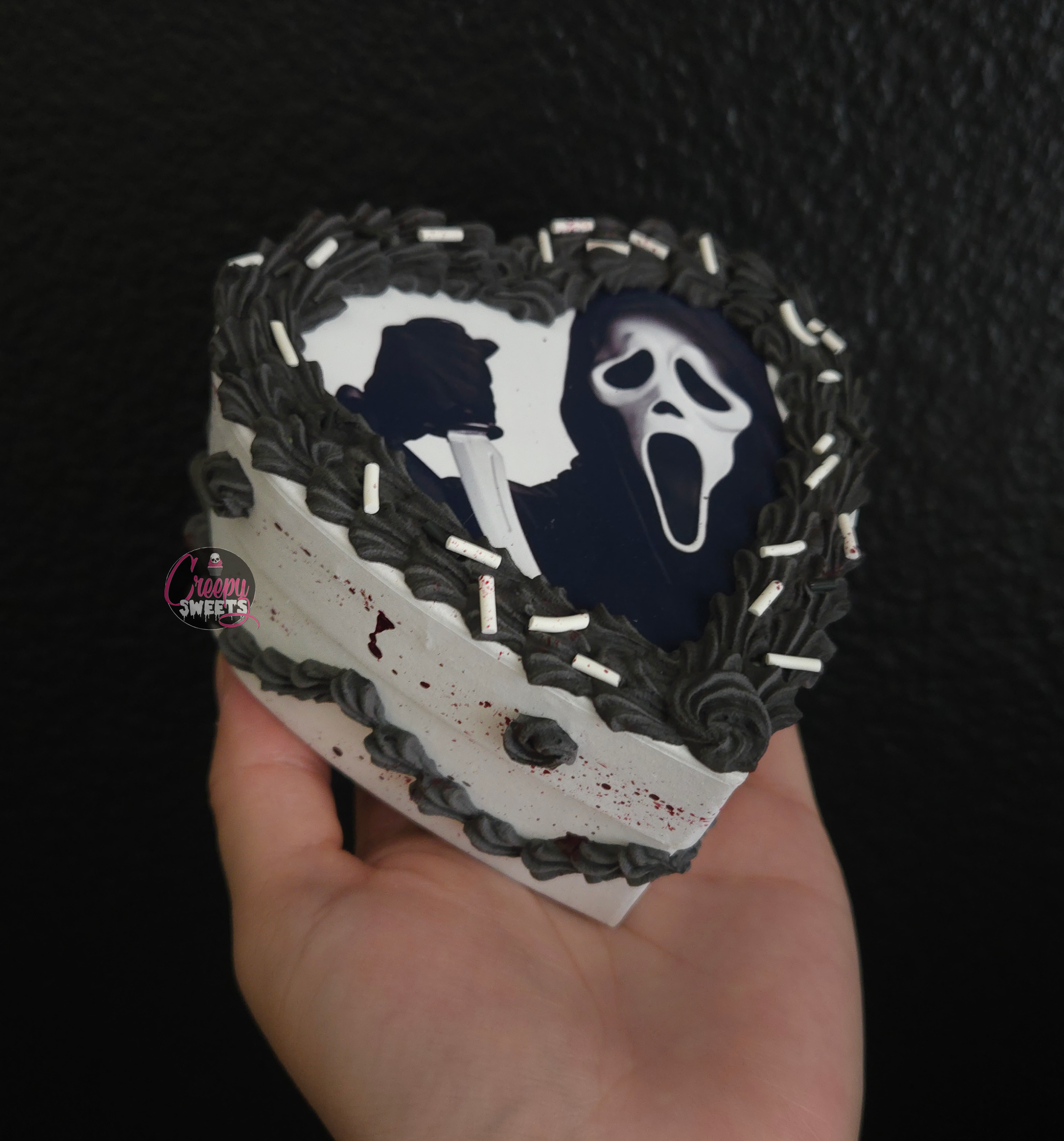 Fake Cake Box - Ghosty